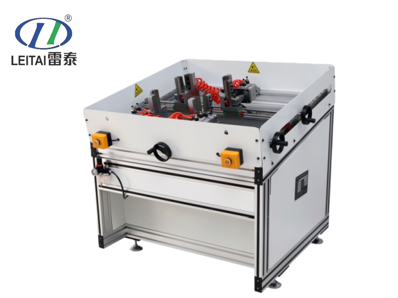 Maschine zum Trimmen von Innenraumluftfiltern