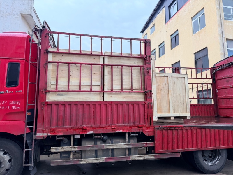 Verpackung und Versand von Geräten